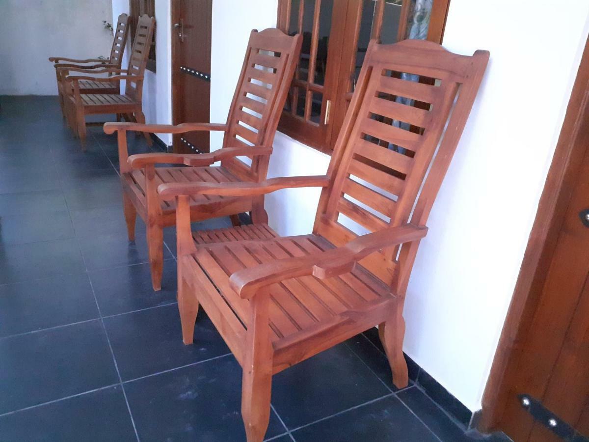 Golden Pearl Safari Villa Udawalawe Kültér fotó